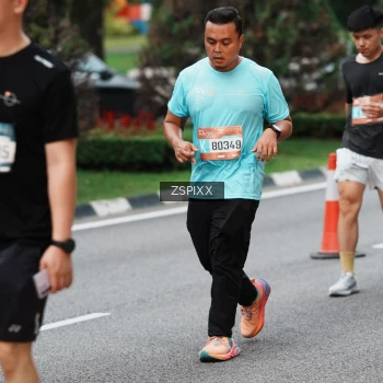 Runner Photo 3790918