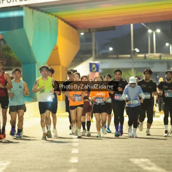 Runner Photo 3790919