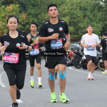 Runner Photo 3790975