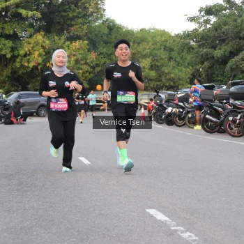 Runner Photo 3791023