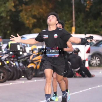 Runner Photo 3791042