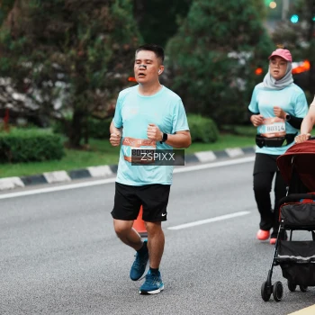 Runner Photo 3791067