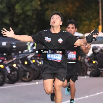 Runner Photo 3791138