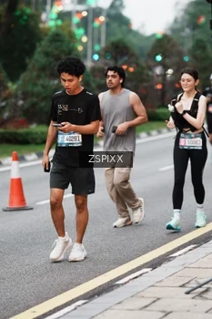 Runner Photo 3791246