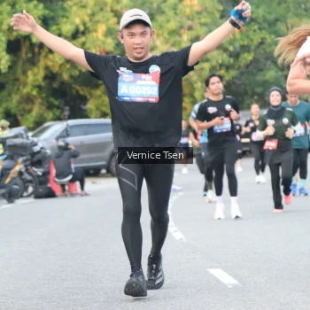 Runner Photo 3791311