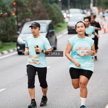 Runner Photo 3791372