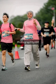 Runner Photo 3791459