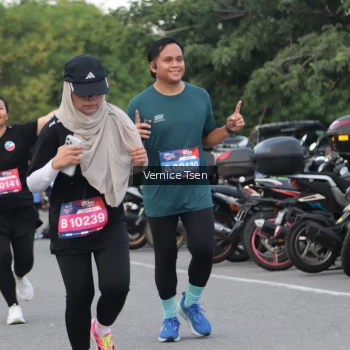 Runner Photo 3791475