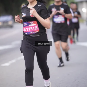 Runner Photo 3791518