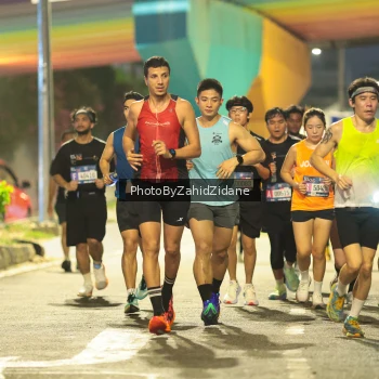Runner Photo 3791571