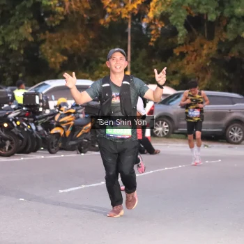 Runner Photo 3791633