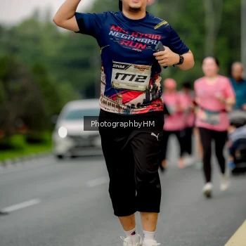 Runner Photo 3791702