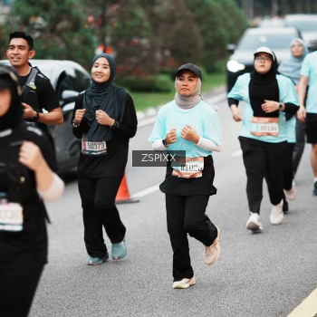 Runner Photo 3791713