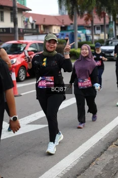 Runner Photo 3791758