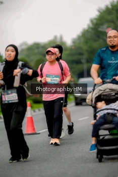 Runner Photo 3791773