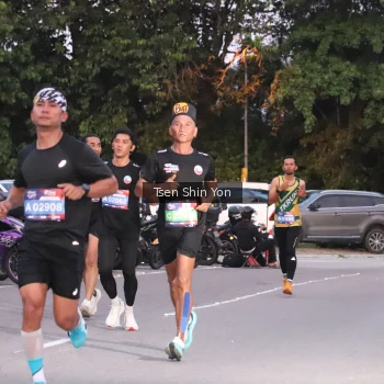 Runner Photo 3791858