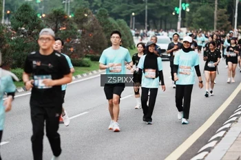 Runner Photo 3792003