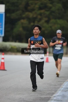 Runner Photo 3792007
