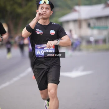 Runner Photo 3792009