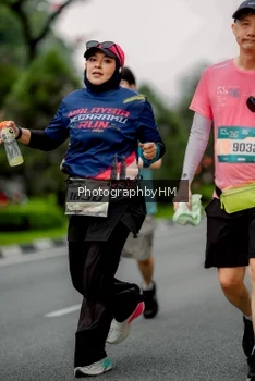 Runner Photo 3792021