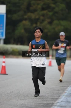Runner Photo 3792024