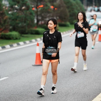 Runner Photo 3792101