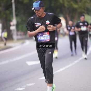 Runner Photo 3792106