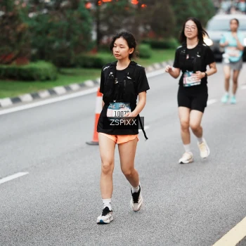 Runner Photo 3792113