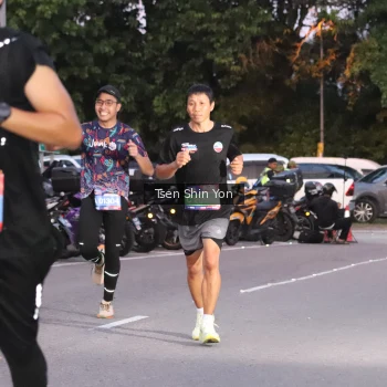 Runner Photo 3792169