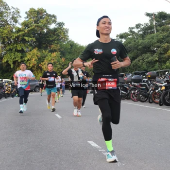 Runner Photo 3792251