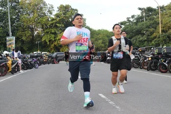 Runner Photo 3792269