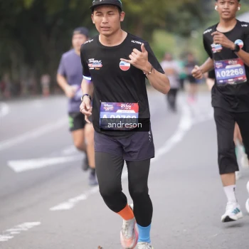 Runner Photo 3792315