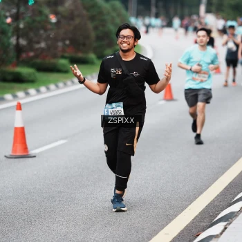 Runner Photo 3792372