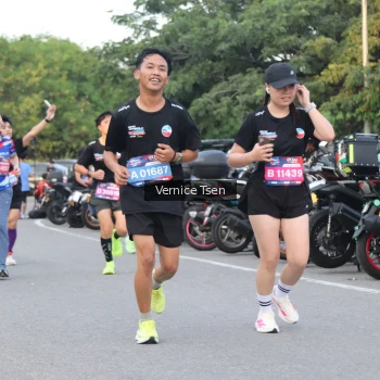 Runner Photo 3792418