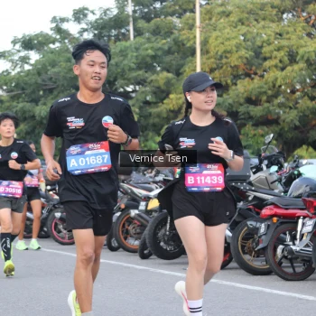 Runner Photo 3792443