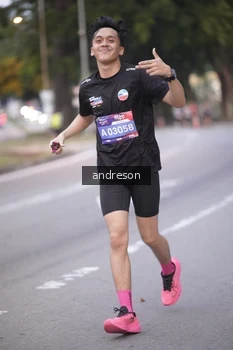 Runner Photo 3792534