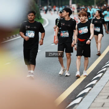 Runner Photo 3792576