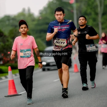 Runner Photo 3792580