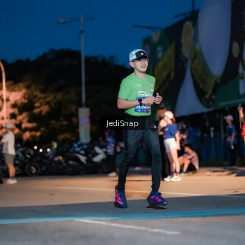 Runner Photo 3792582