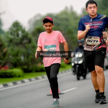 Runner Photo 3792586