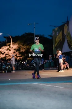 Runner Photo 3792588