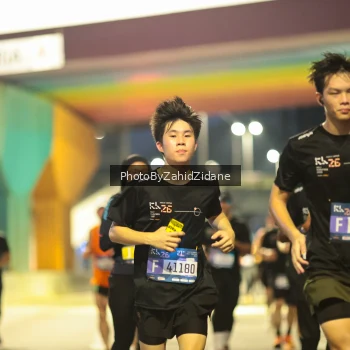 Runner Photo 3792616