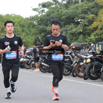 Runner Photo 3792629