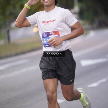Runner Photo 3792645