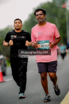 Runner Photo 3792650