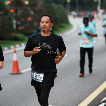 Runner Photo 3792665