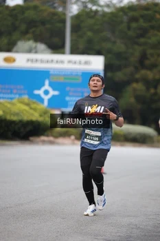 Runner Photo 3792676