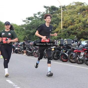 Runner Photo 3792748