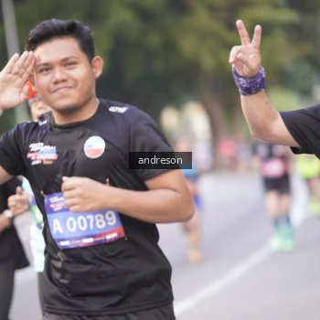 Runner Photo 3792752
