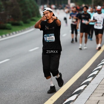 Runner Photo 3792815